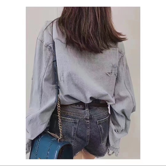 Oversized Denim Button-down Shirt - Picture 7 of 8